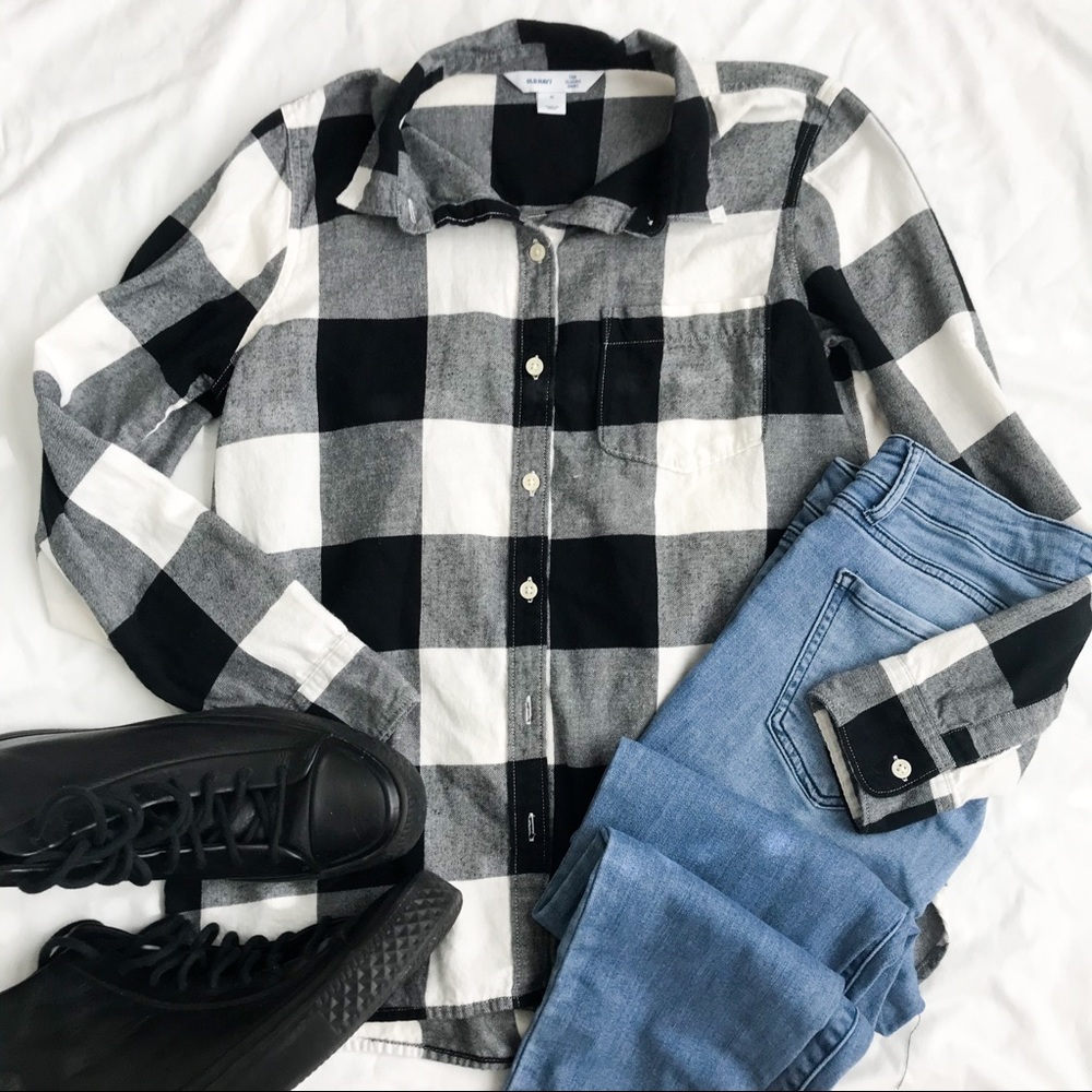 Old Navy classic buffalo plaid cotton button down